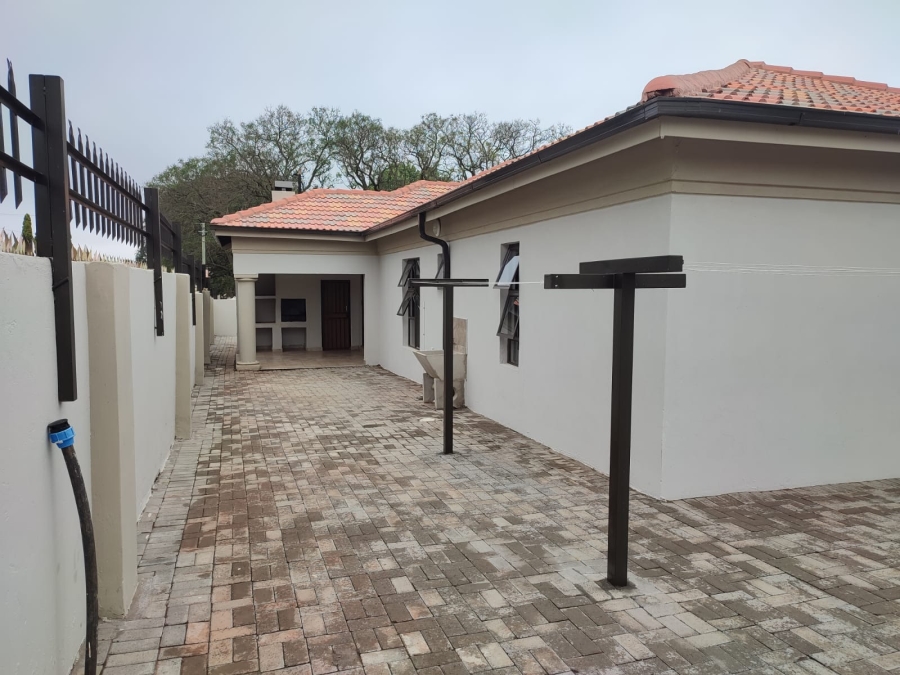 To Let 3 Bedroom Property for Rent in Koster North West